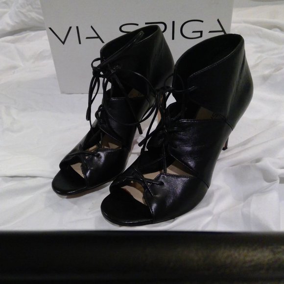 Via Spiga Shoes - Via Spiga Heels - 6.5